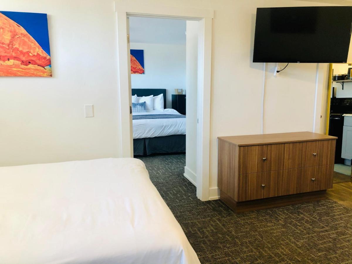 Blue Sage Inn & Suites Blanding Buitenkant foto