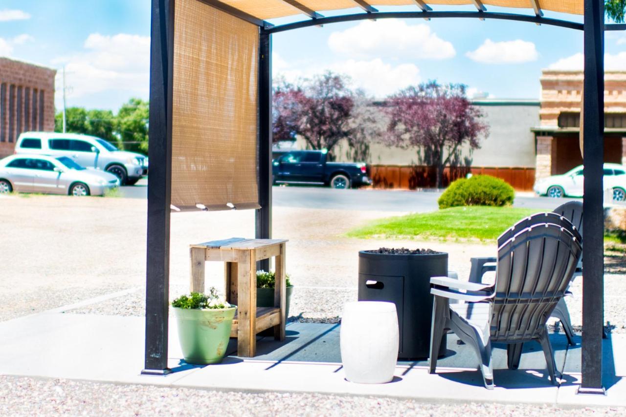 Blue Sage Inn & Suites Blanding Buitenkant foto