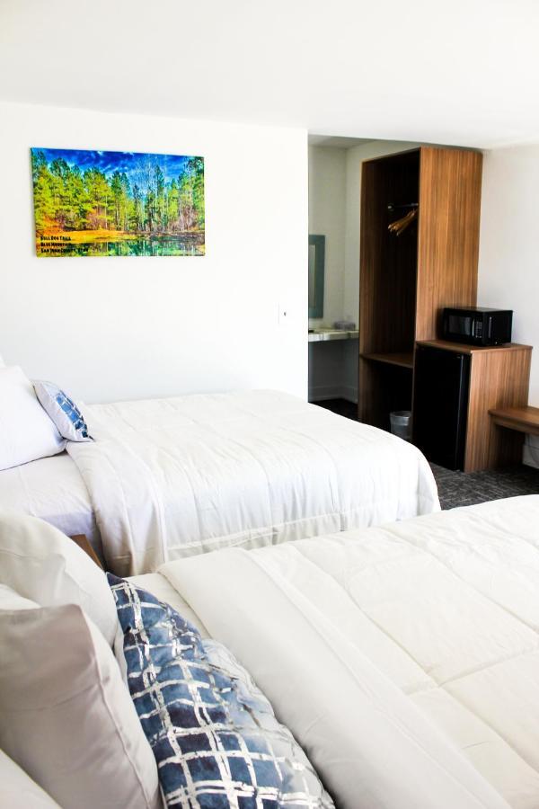 Blue Sage Inn & Suites Blanding Buitenkant foto