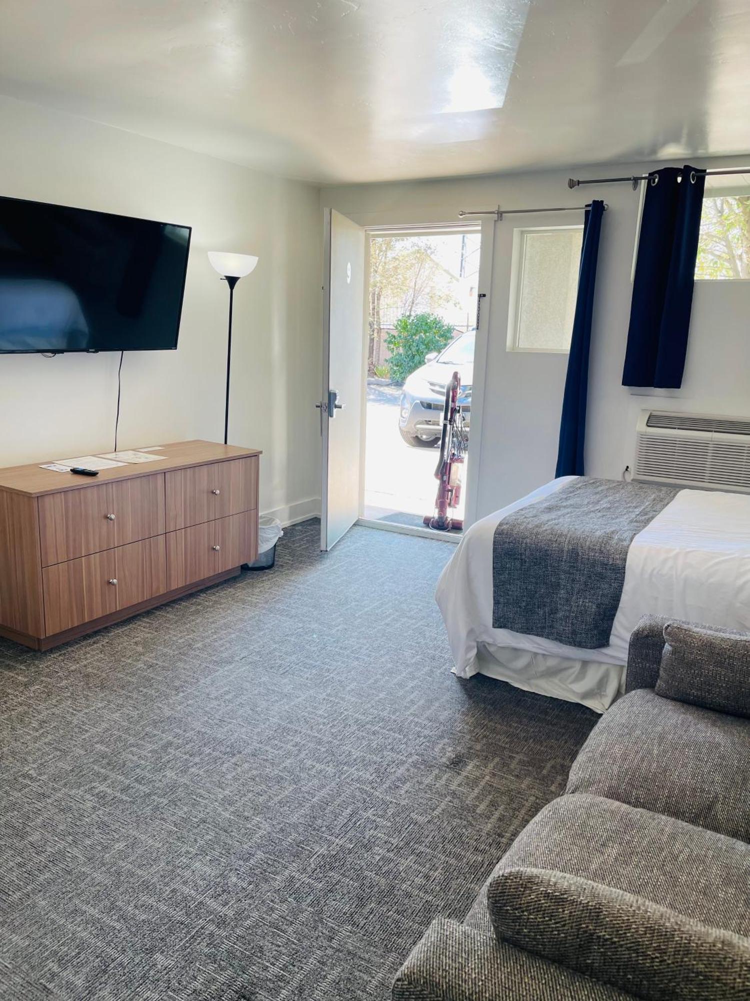 Blue Sage Inn & Suites Blanding Buitenkant foto